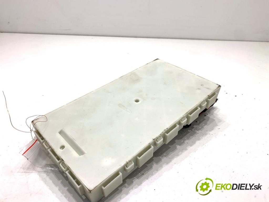 BMW F16 SUV 2015 230 kW xDrive 40 d 2993 Modul komfortu 9383709 (Modul komfortu)