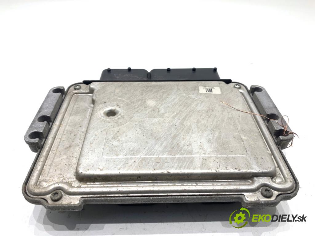 KIA CEED Kombi 2008 85 kW 1.6 CRDi 115 1582 riadiaca jednotka Motor 39103-2A715 (Riadiaca jednotka)