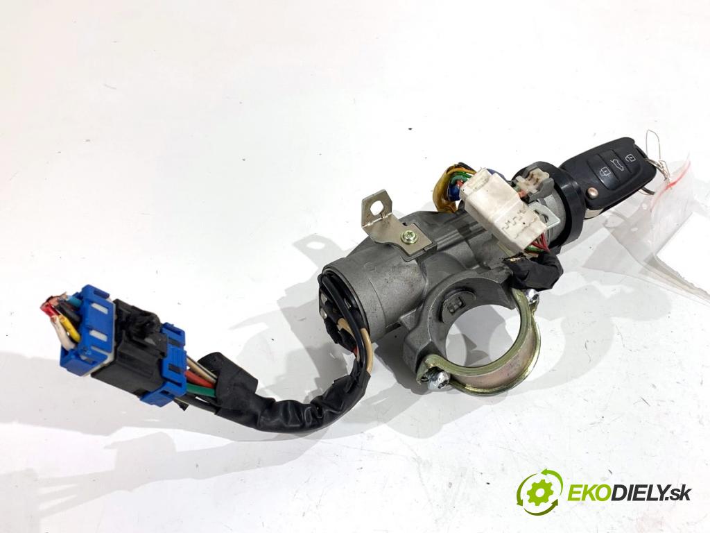 KIA CEED Kombi 2008 85 kW 1.6 CRDi 115 1582 spinačka  (Spínacia skrinka)