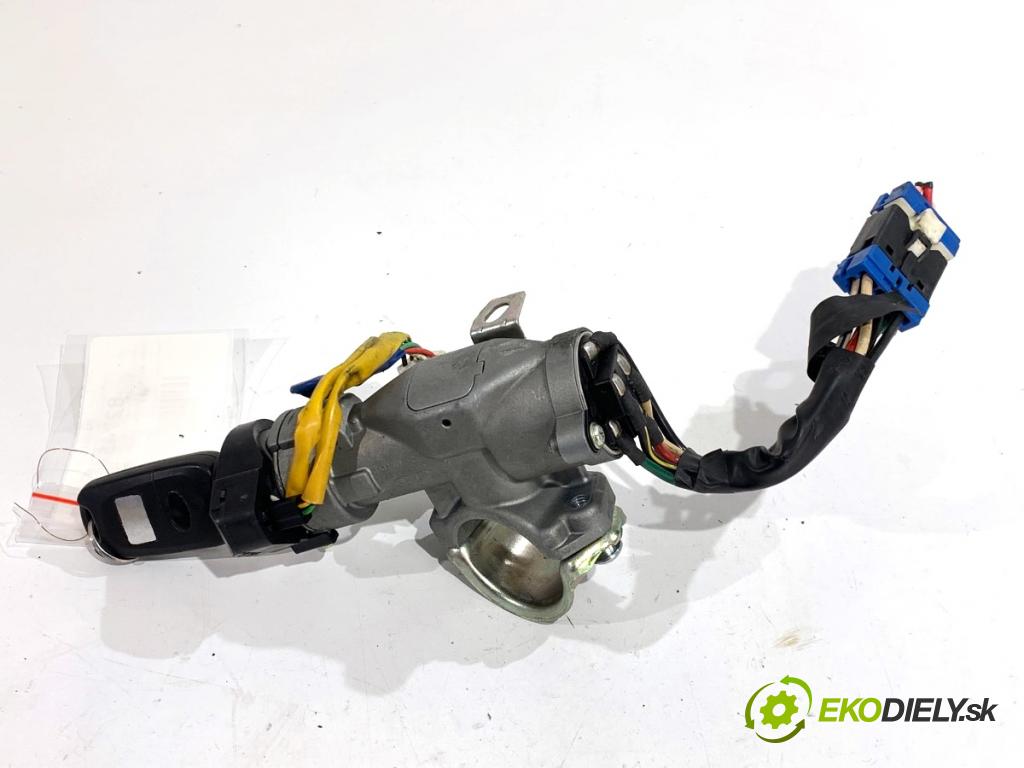 KIA CEED Kombi 2008 85 kW 1.6 CRDi 115 1582 spinačka  (Spínacia skrinka)