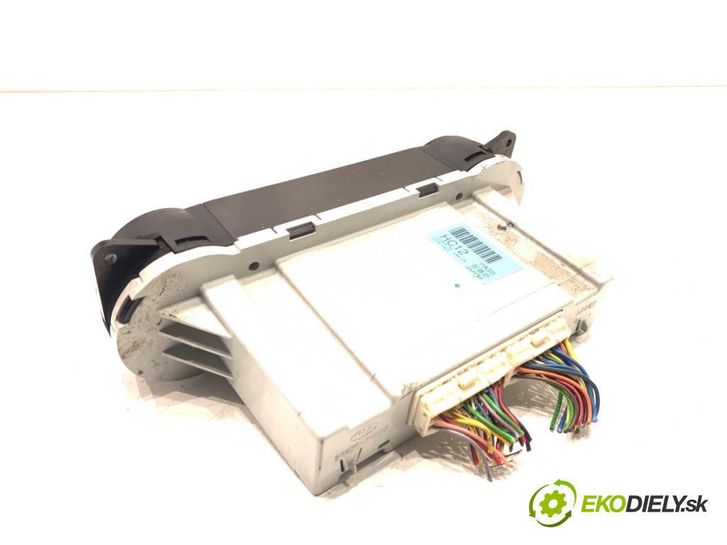 KIA CEED Kombi 2008 85 kW 1.6 CRDi 115 1582 Panel ovládania kúrenia 97250-1H602 (Prepínacie páčky pod volantom)