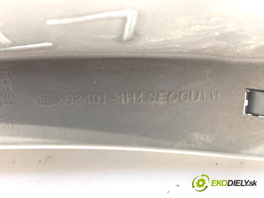 KIA CEED Kombi 2008 85 kW 1.6 CRDi 115 1582 Svetlo ľavy zad 92401-1H3