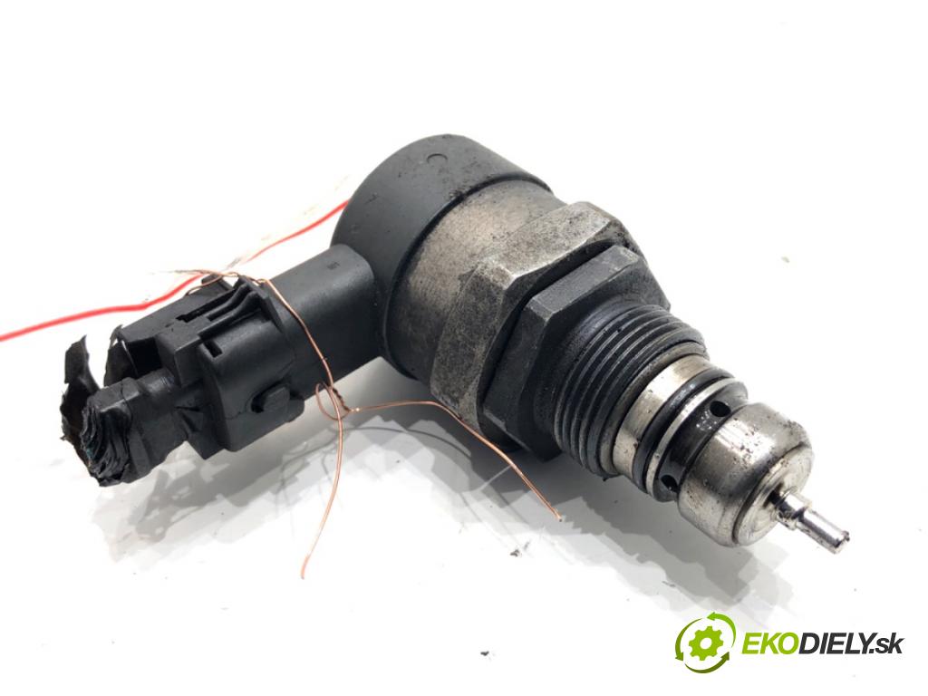 KIA CEED Kombi 2008 85 kW 1.6 CRDi 115 1582 Snímač tlaku paliva 0281002507 (Snímač)