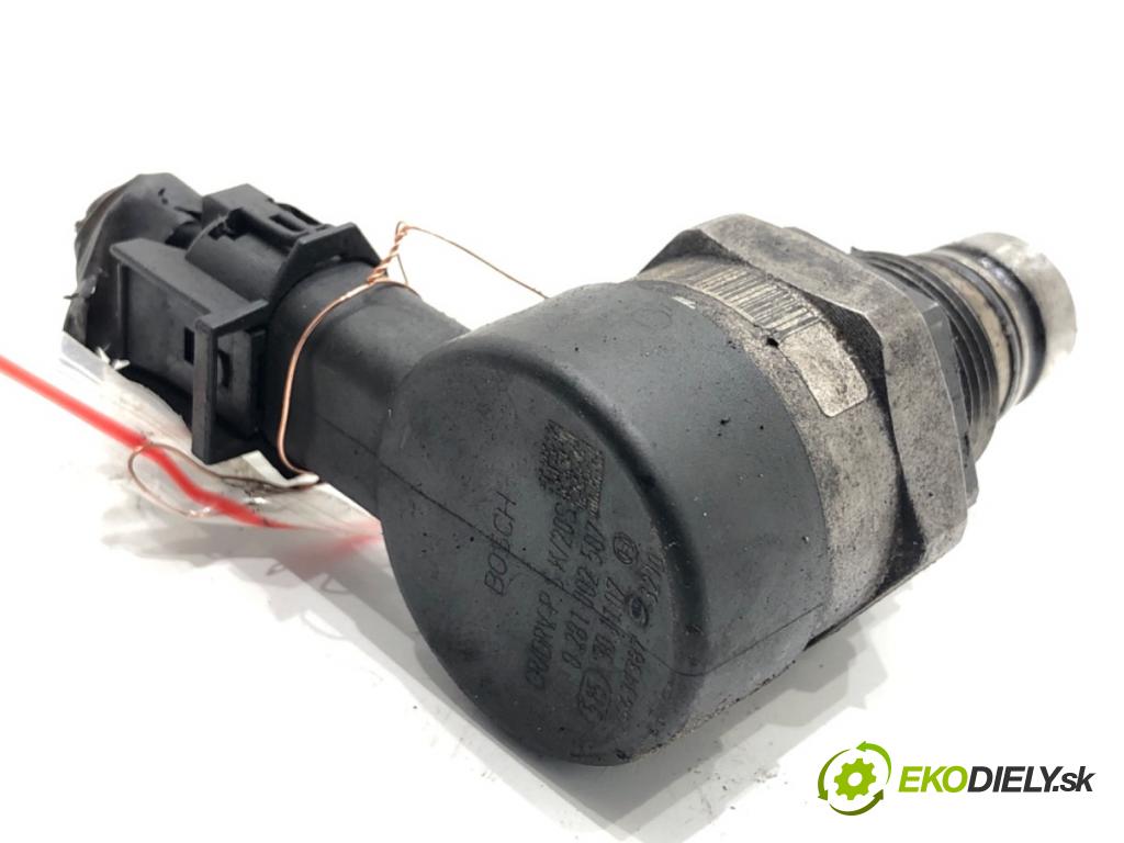 KIA CEED Kombi 2008 85 kW 1.6 CRDi 115 1582 Snímač tlaku paliva 0281002507 (Snímač)