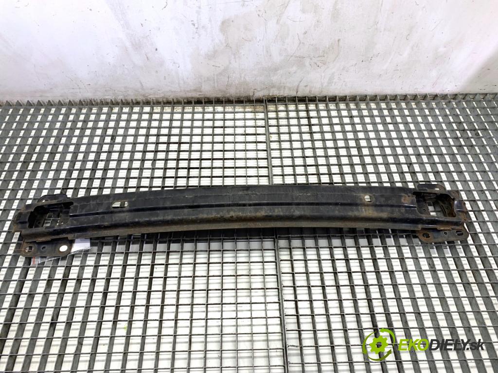 KIA CEED Kombi 2008 85 kW 1.6 CRDi 115 1582 výztuha nárazníka přední část  (Přední výztuha)