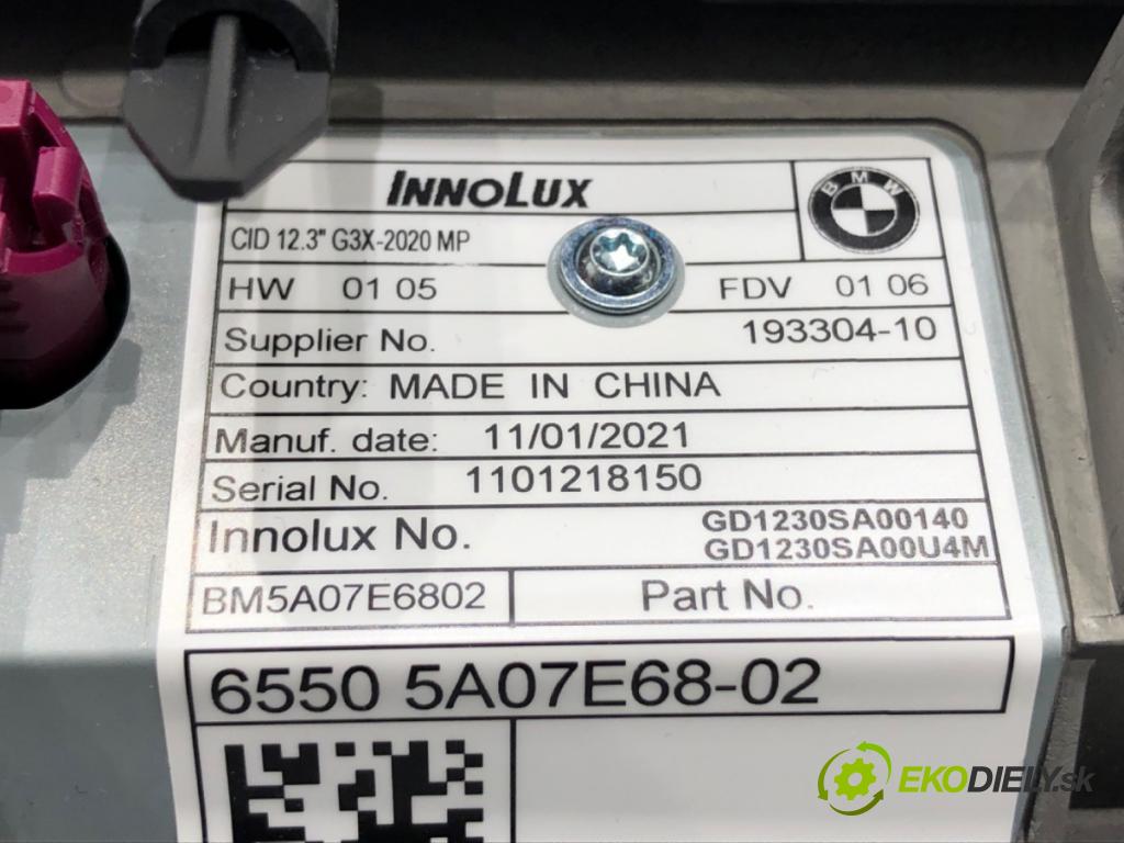 BMW G30 sedan 2021 460 kW M5 Competition 4395 Dislpej 5A07E68 (Prístrojová doska)