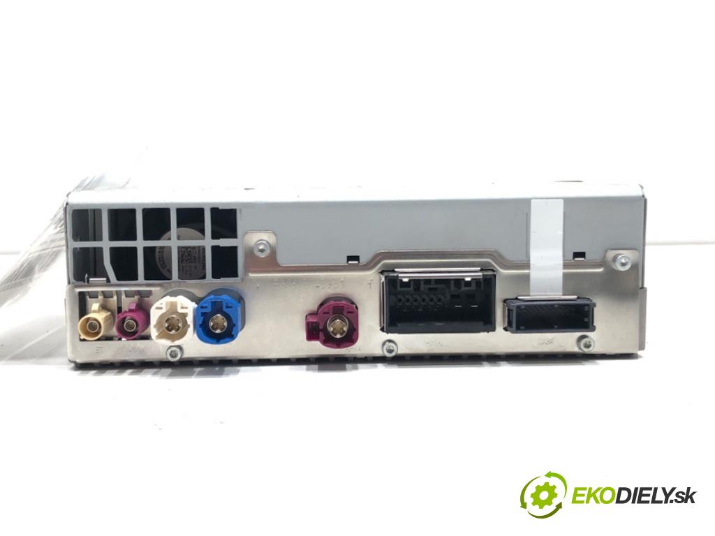 BMW G30 sedan 2021 460 kW M5 Competition 4395 RADIO Navigácia 5A42CC3 (Audio zariadenie)