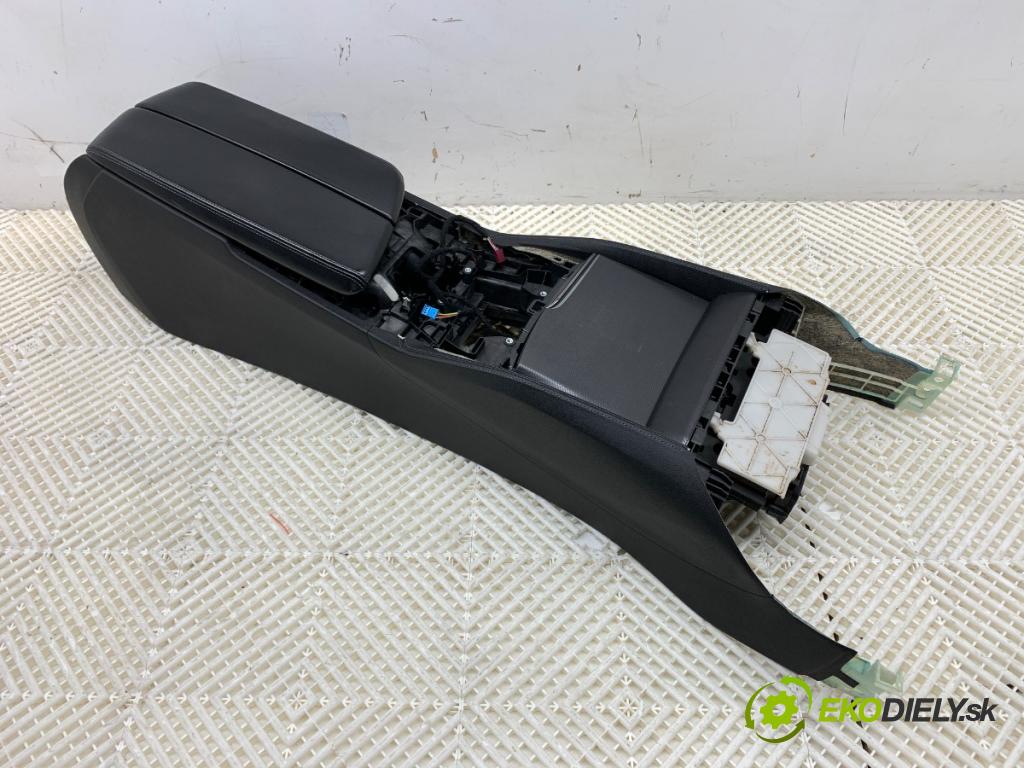 BMW G30 sedan 2021 460 kW M5 Competition 4395 Tunel stredový  (Stredový tunel)