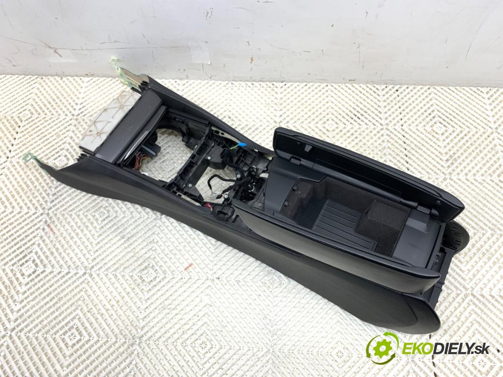 BMW G30 sedan 2021 460 kW M5 Competition 4395 Tunel stredový  (Stredový tunel)