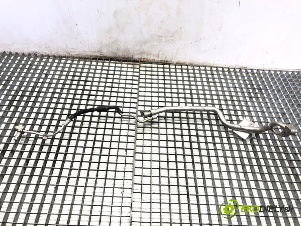 BMW G30 sedan 2021 460 kW M5 Competition 4395 rúrka klimatizace 7854427 (Trubka klimatizace)