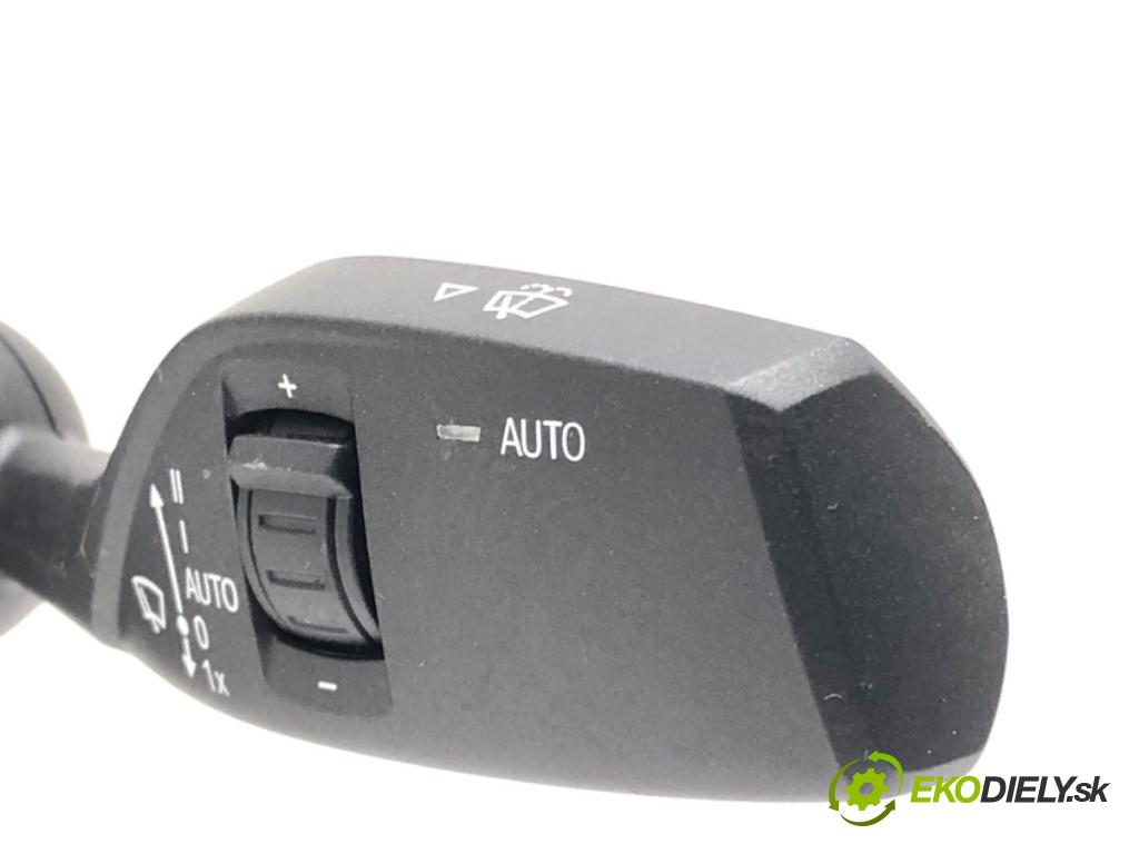 BMW G30 sedan 2021 460 kW M5 Competition 4395 Prepínač kombinovaný 5A0FB90 (Prepínacie páčky pod volantom)