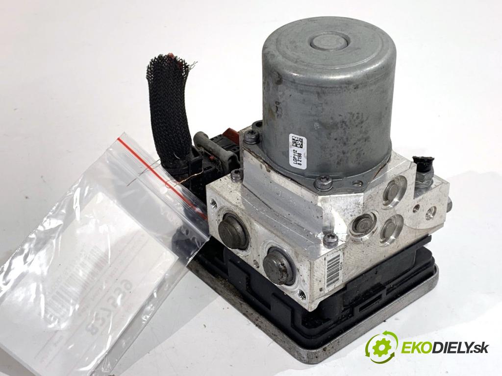 BMW G30 sedan 2021 460 kW M5 Competition 4395 Pumpa ABS 5A3EAB2 (Pumpa ABS)