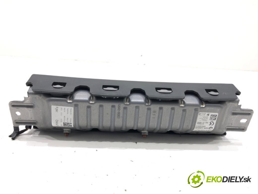 BMW G30 sedan 2021 460 kW M5 Competition 4395 AirBag koleno: 6820575