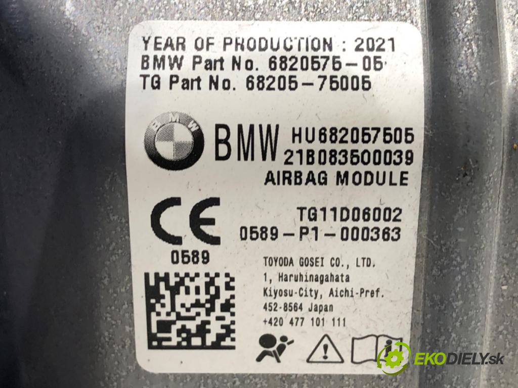 BMW G30 sedan 2021 460 kW M5 Competition 4395 AirBag koleno: 6820575