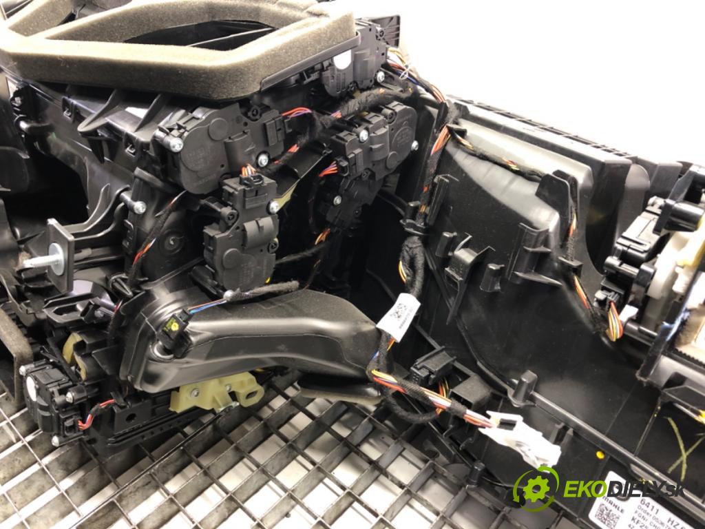 BMW G30 sedan 2021 460 kW M5 Competition 4395 topné těleso radiátor topení komplet KOMBAJN 6997030 (Radiátor topení)