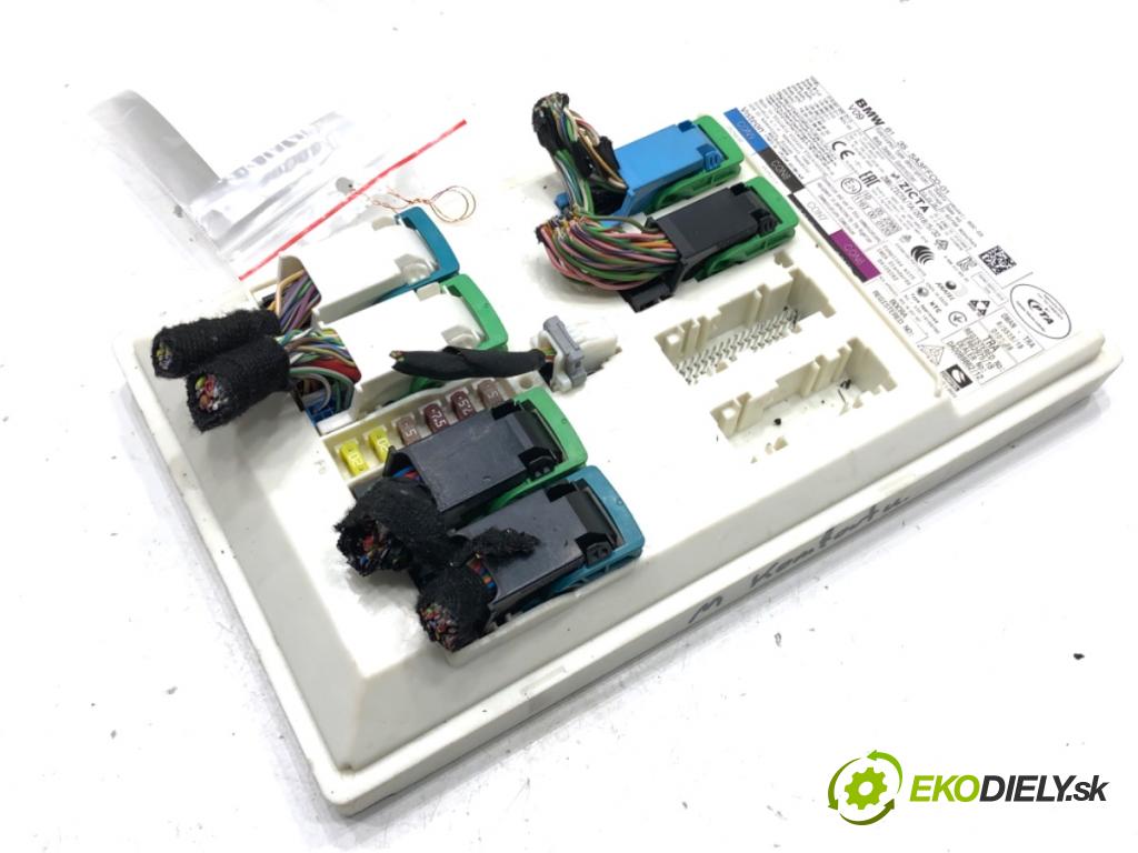 BMW G30 sedan 2021 460 kW M5 Competition 4395 Modul komfortu 5A3FFC0 (Modul komfortu)