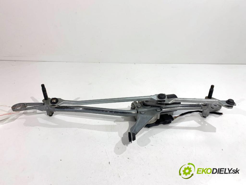 BMW G30 sedan 2021 460 kW M5 Competition 4395 Mechanizmus stieračov predný W227231 W224097 (Motorček stieračov predný)