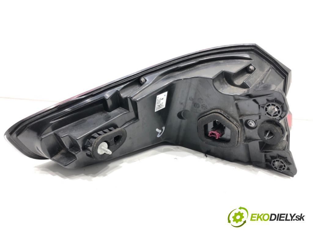 BMW G30 sedan 2021 460 kW M5 Competition 4395 Svetlo pravy zad 8493812
