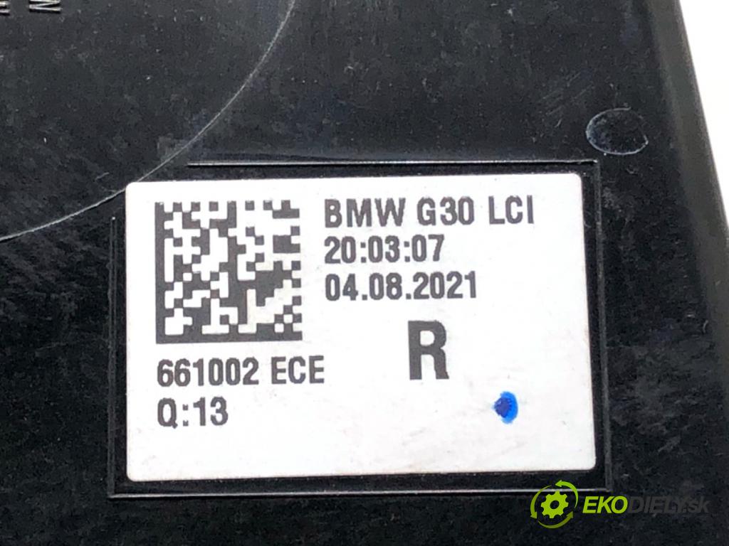 BMW G30 sedan 2021 460 kW M5 Competition 4395 Svetlo pravy zad 8493812