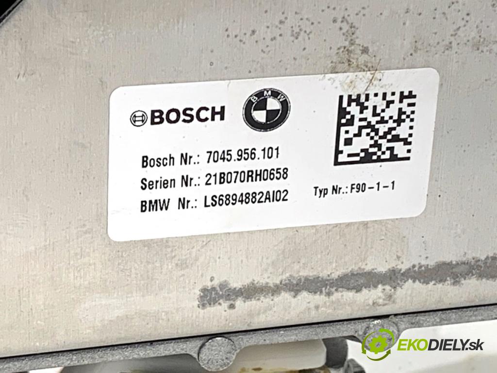 BMW G30 sedan 2021 460 kW M5 Competition 4395 Hriadeľ, tyč volantu 6894882 (Tyč riadenia (volantu))