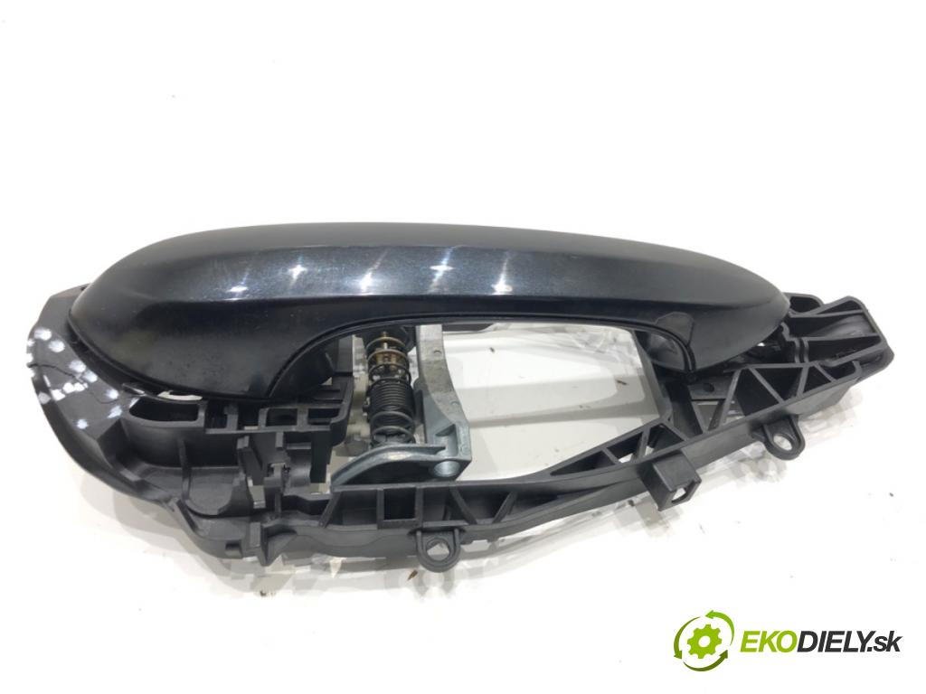 BMW G30 sedan 2021 460 kW M5 Competition 4395 Kľučka vonkajšia pravy zad 