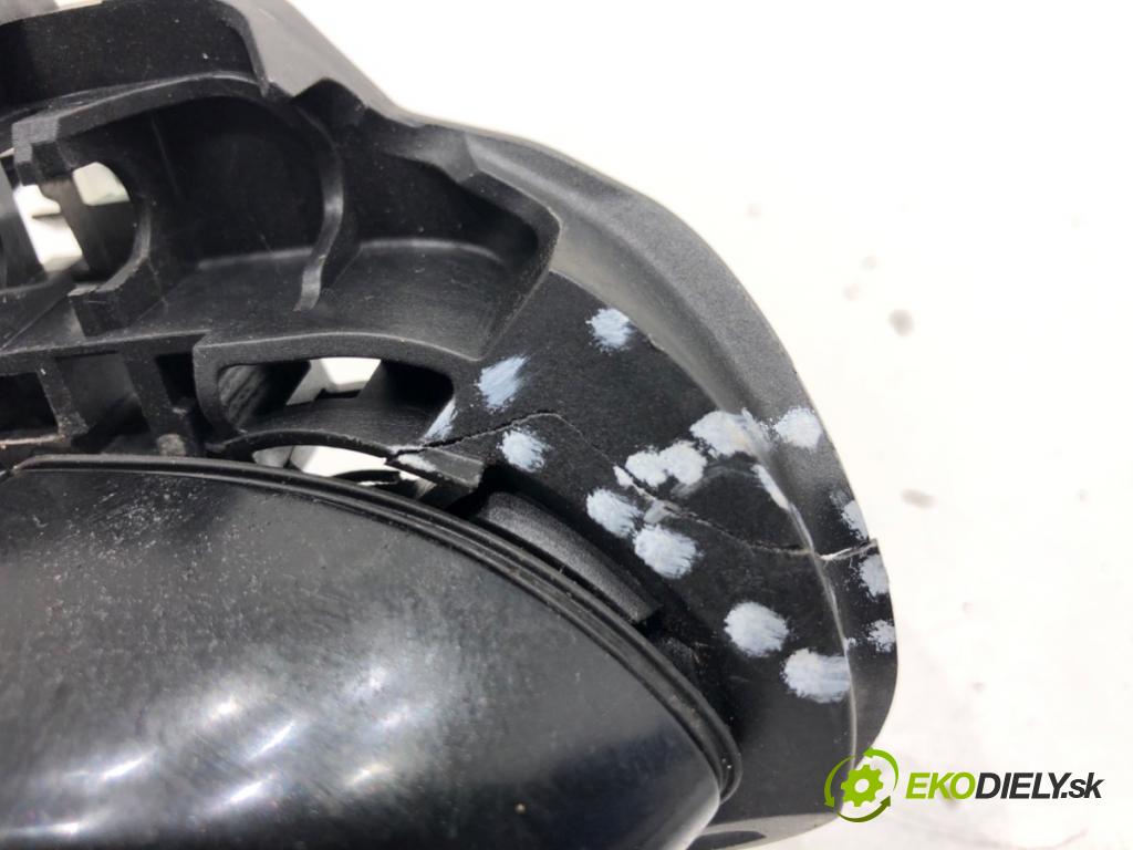 BMW G30 sedan 2021 460 kW M5 Competition 4395 Kľučka vonkajšia pravy zad