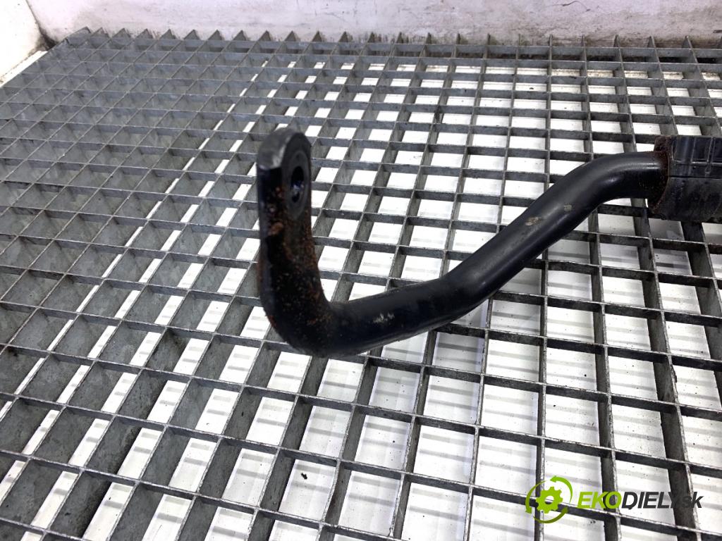 BMW G30 sedan 2021 460 kW M5 Competition 4395 tyč stabilizátora přední část 8074129 (Přední stabilizátor)