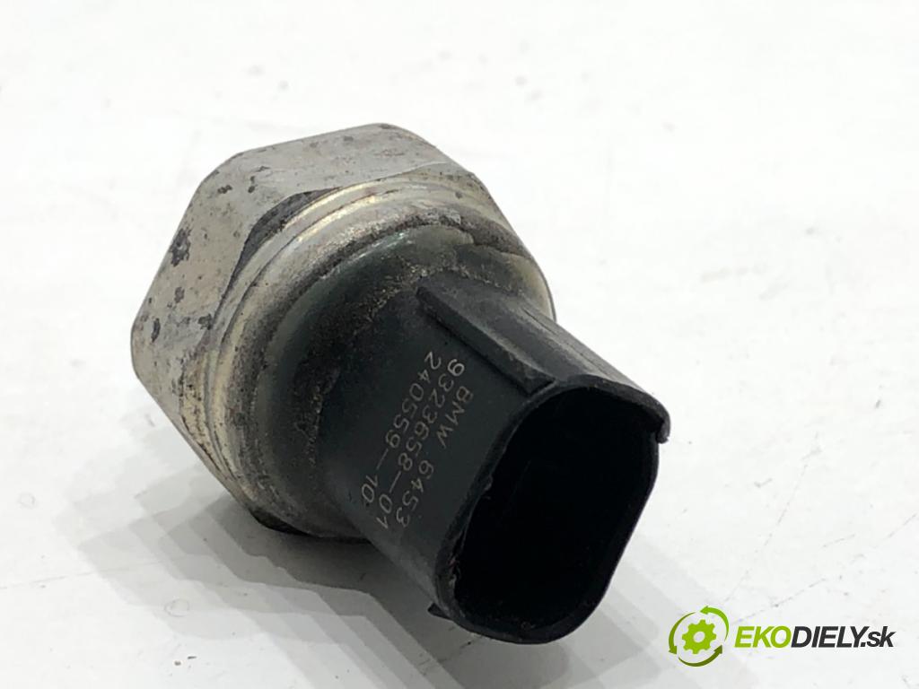 BMW G30 sedan 2021 460 kW M5 Competition 4395 Snímač klimatizácie 9323658 (Snímač klimatizácie)