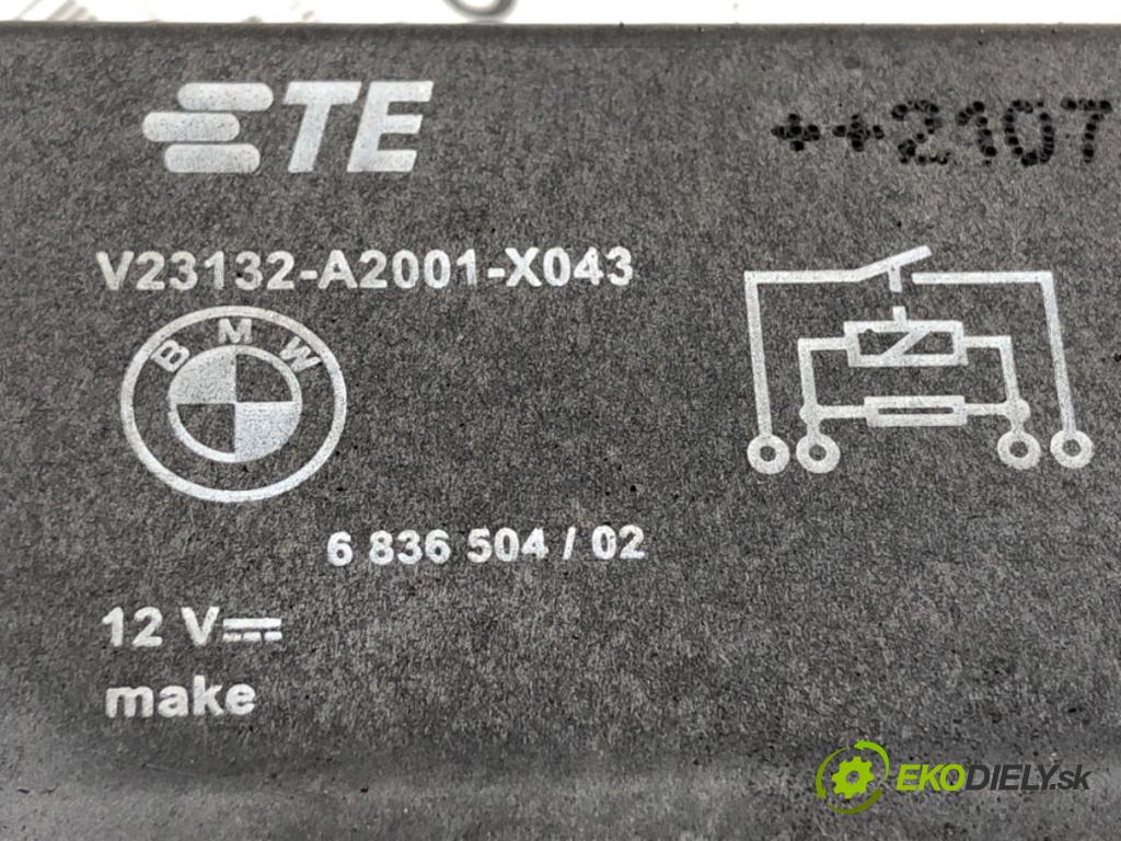 BMW G30 sedan 2021 460 kW M5 Competition 4395 Modul relé ventilátora 6836504