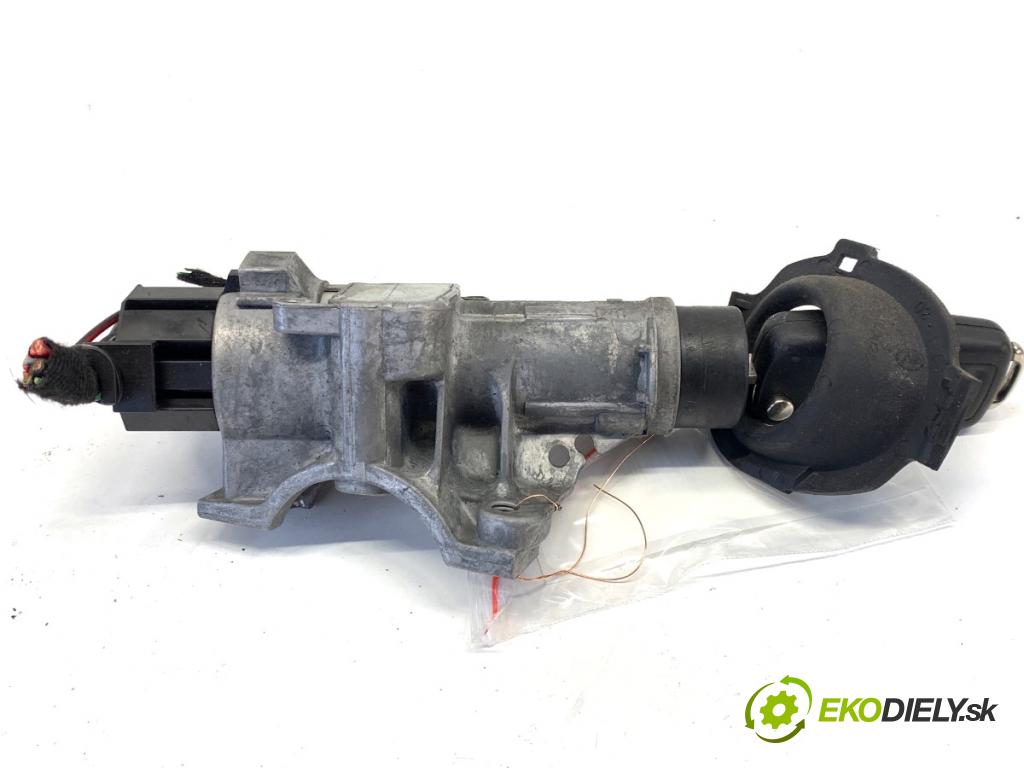 SKODA ROOMSTER nadwozie wielkoprzestrzenne (MPV) 2010 63 kW 1.2 TSI 1197 spinačka 4B0905851C (Spínacia skrinka)