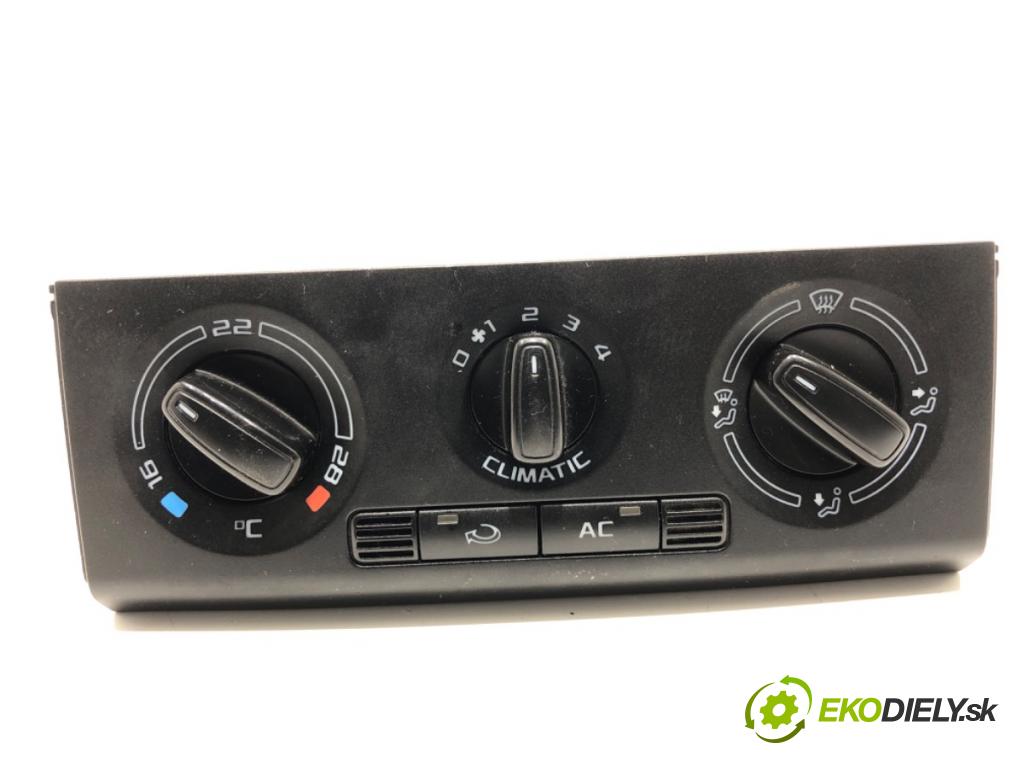 SKODA ROOMSTER nadwozie wielkoprzestrzenne (MPV) 2010 63 kW 1.2 TSI 1197 Panel ovládaní topení 5J0820045B (Páčky pod volantem)
