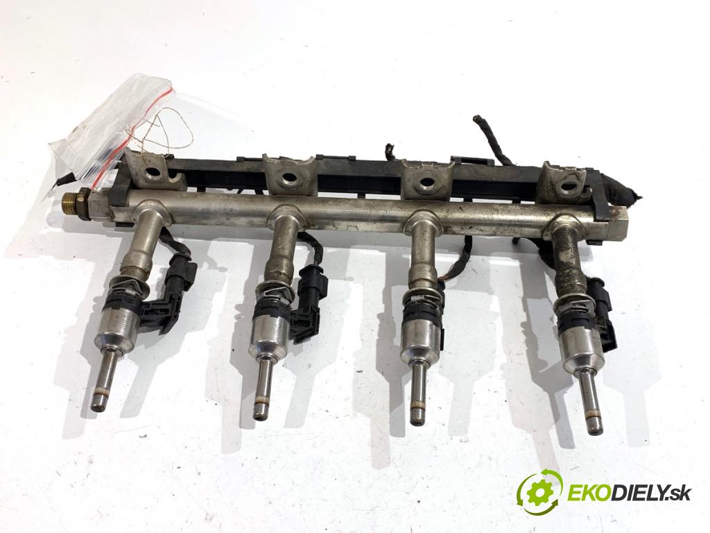 SKODA ROOMSTER nadwozie wielkoprzestrzenne (MPV) 2010 63 kW 1.2 TSI 1197 Lišta vstrekovacia 03F906036B 03F133320C (Vstrekovacia lišta)