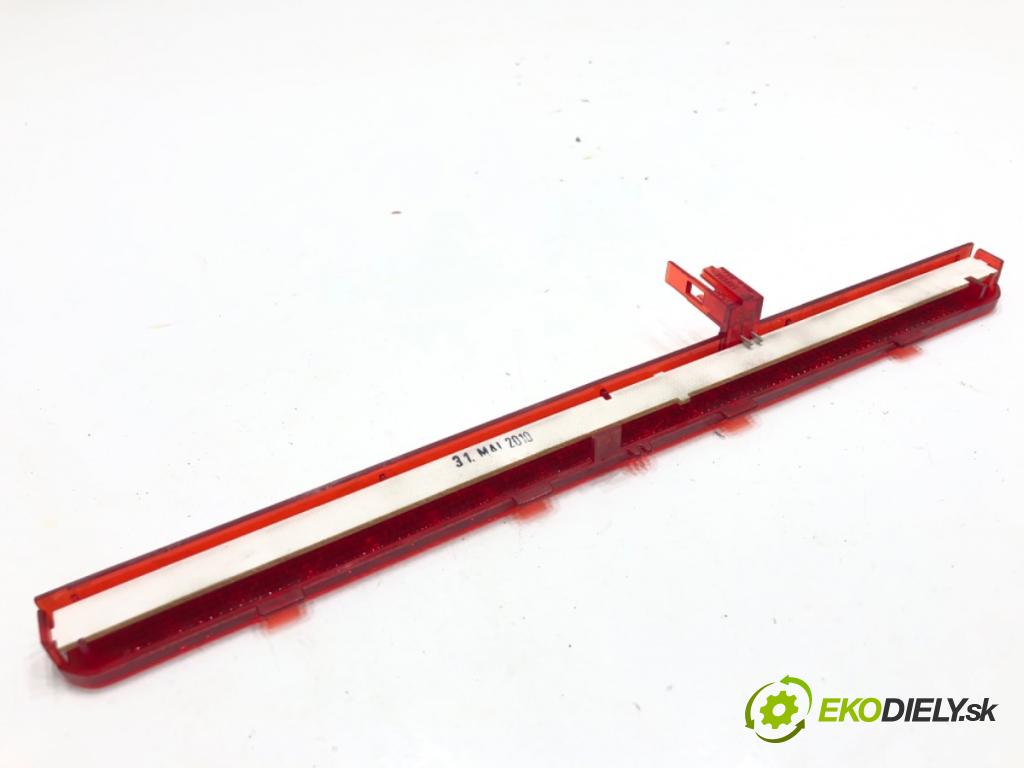 SKODA ROOMSTER nadwozie wielkoprzestrzenne (MPV) 2010 63 kW 1.2 TSI 1197 Svetlo brzdových svetiel