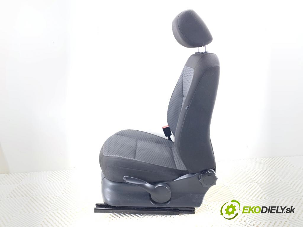 SKODA ROOMSTER nadwozie wielkoprzestrzenne (MPV) 2010 63 kW 1.2 TSI 1197 Sedadlo ľavy predný