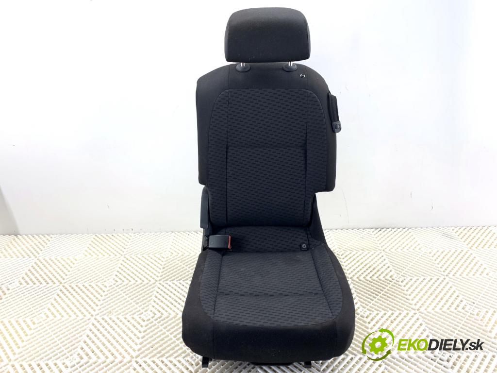 SKODA ROOMSTER nadwozie wielkoprzestrzenne (MPV) 2010 63 kW 1.2 TSI 1197 Sedadlo zad ľavy 
