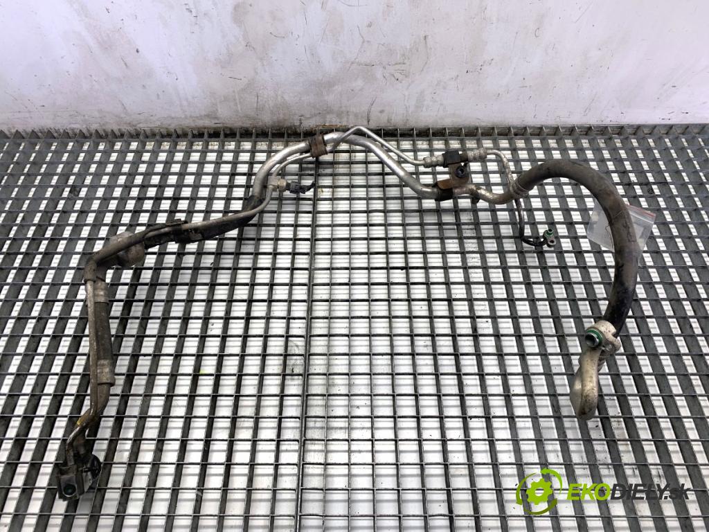 KIA CEED Kombi 2008 85 kW 1.6 CRDi 115 1582 rúrka klimatizace  (Trubka klimatizace)