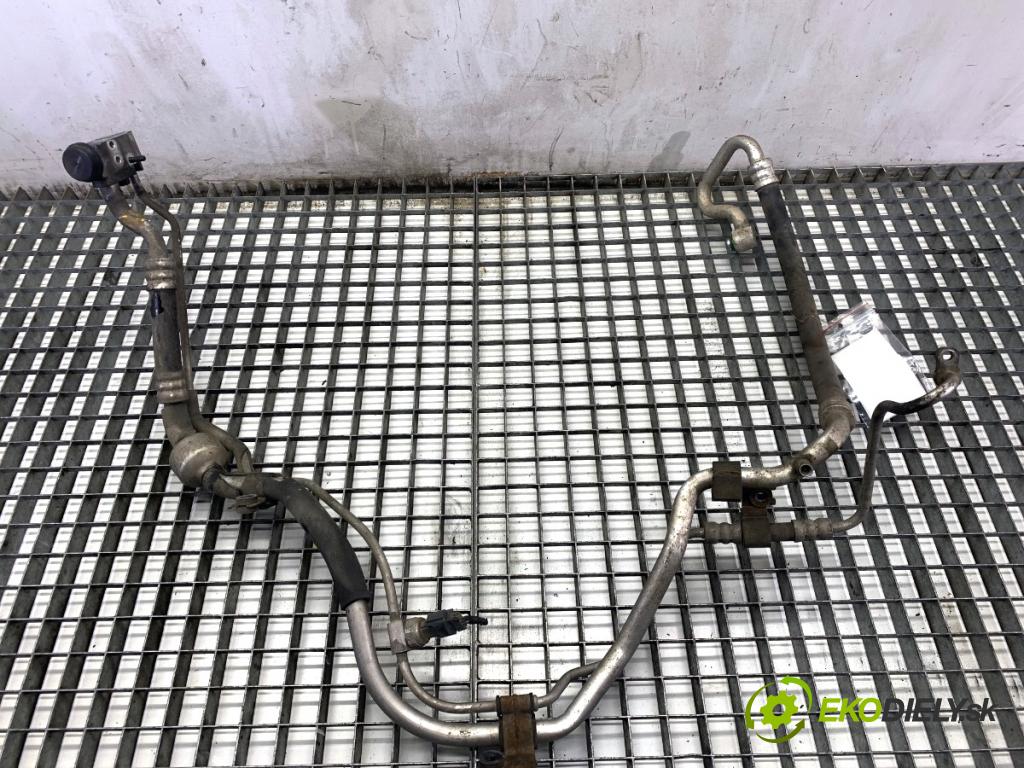 KIA CEED Kombi 2008 85 kW 1.6 CRDi 115 1582 rúrka klimatizace  (Trubka klimatizace)