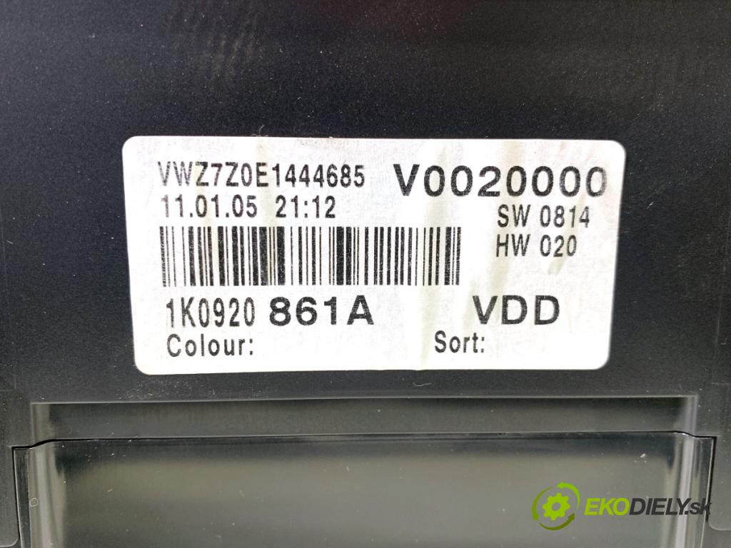 VW GOLF V liftback 2005 75 kW 1.6 1595 Prístrojovka 1K0920861A (Prístrojová doska)