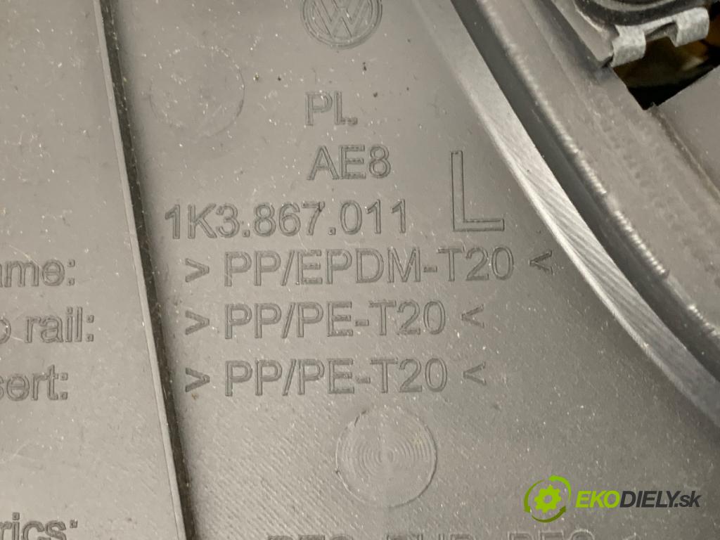 VW GOLF V liftback 2005 75 kW 1.6 1595 čalúnenie Dvere ľavy predný