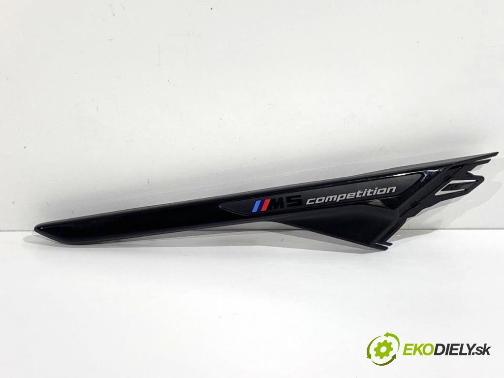 BMW G30 sedan 2021 460 kW M5 Competition 4395 Lišta Znak blatníka pravy M5 8063206