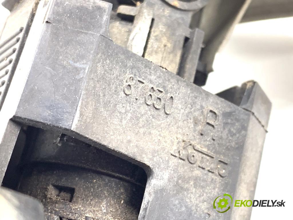 MITSUBISHI OUTLANDER I SUV 2003 100 kW 2.0 (CU2W) 1997 ostrekovača svetla pravy predný