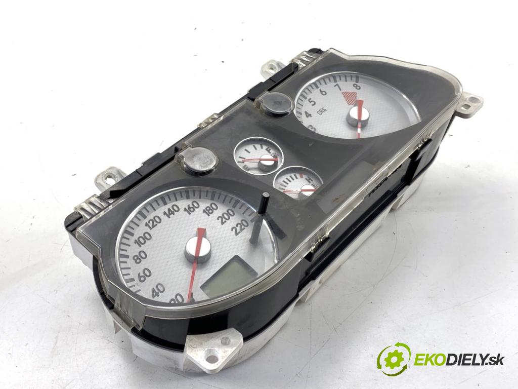 MITSUBISHI OUTLANDER I SUV 2003 100 kW 2.0 (CU2W) 1997 Prístrojovka 769204-170 (Prístrojová doska)