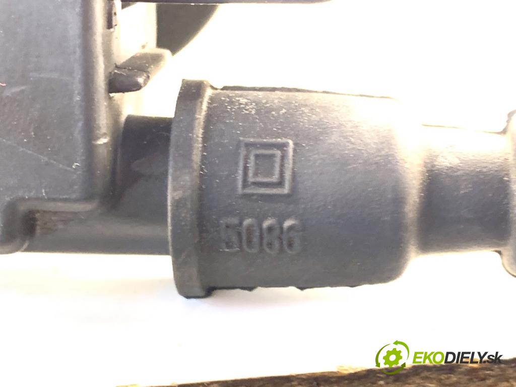 MITSUBISHI OUTLANDER I SUV 2003 100 kW 2.0 (CU2W) 1997 Cievka zapaľovacia (Zapaľovacia cievka)