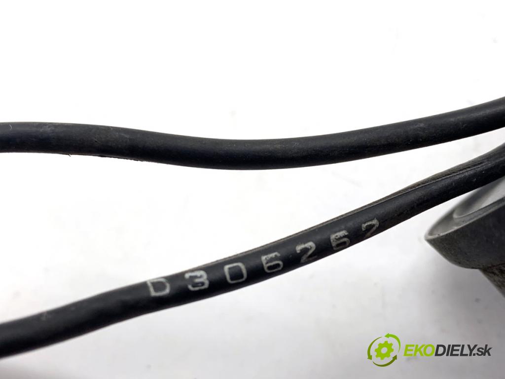 MITSUBISHI OUTLANDER I SUV 2003 100 kW 2.0 (CU2W) 1997 ANTENA