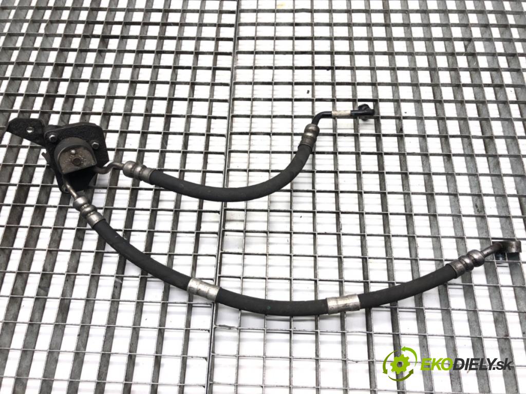 BMW F16 SUV 2015 230 kW xDrive 40 d 2993 hadice servočerpadlo 6855250 (Trubka servo čerpadla)