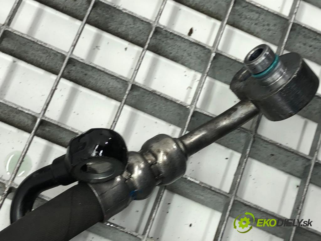 BMW F16 SUV 2015 230 kW xDrive 40 d 2993 hadice servočerpadlo 6855250 (Trubka servo čerpadla)