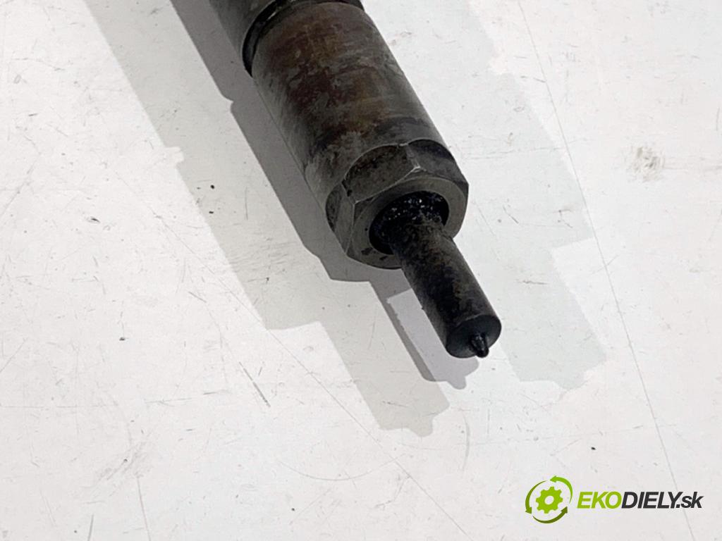 MAZDA 3 liftback 2005 80 kW 1.6 DI Turbo 1560 vstrekovač 0445110188 (Vstrekovač paliva)