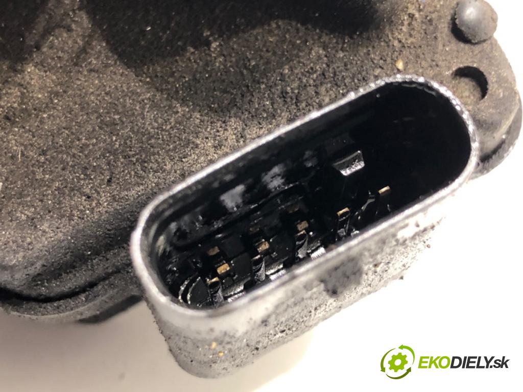 HYUNDAI i40 Kombi 2013 85 kW 1.7 CRDi 1685 Škrtiaca klapka 35100-2A900 (Škrtiaca klapka)