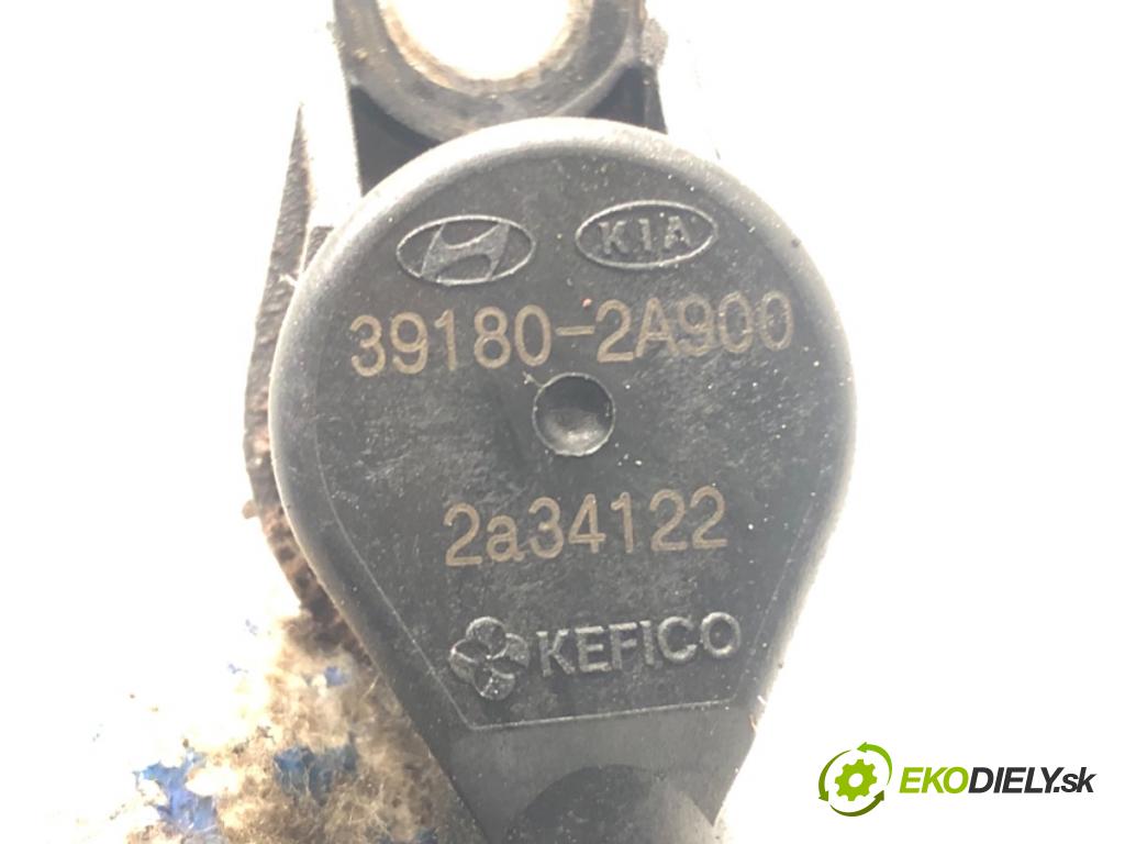HYUNDAI i40 Kombi 2013 85 kW 1.7 CRDi 1685 Snímač pozície hriadeľa kľukového 39180-2A900 (Snímač polohy kľukového hriadeľa)