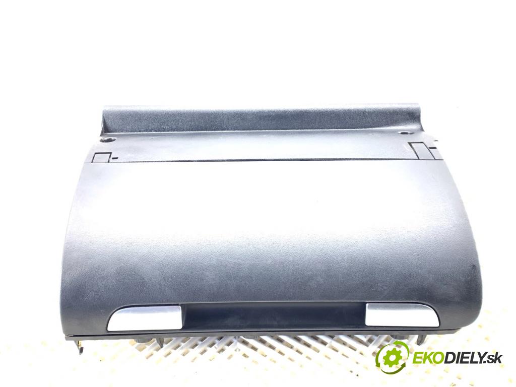 AUDI A3 8P liftback 2006 125 kW 2.0 TDI 1968 Priehradka, kastlík spolujazdca 8P1857035B (Priehradka (kastlík))